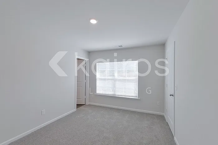 2579 Banyon Cir — Photo 11