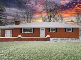 311 Dawkins Rd, La Grange, KY 40031