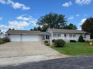 1002 E 10th St, Kewanee, IL 61443