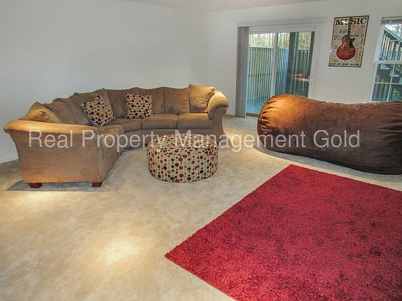 2nd image of 45512 Catalina Ln