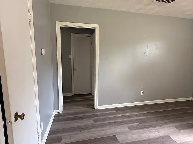 442 Janet Ln — Photo 9