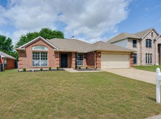 6234 Saint Leonard Dr, Arlington, TX 76001