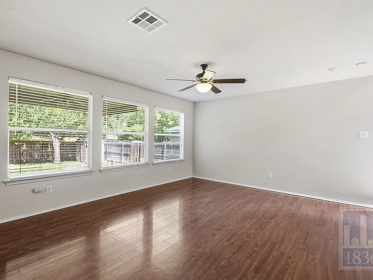1506 Fort Lloyd Pl — Photo 24