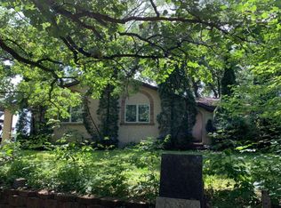 3240 Hamline Ave N, Arden Hills, MN 55112