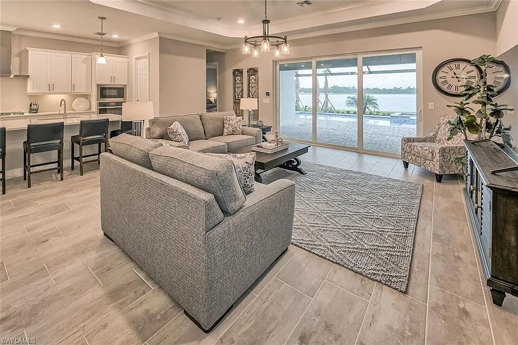 4 bed, 4.0 bath, 2876 sqft, $5,500 — Photo 4