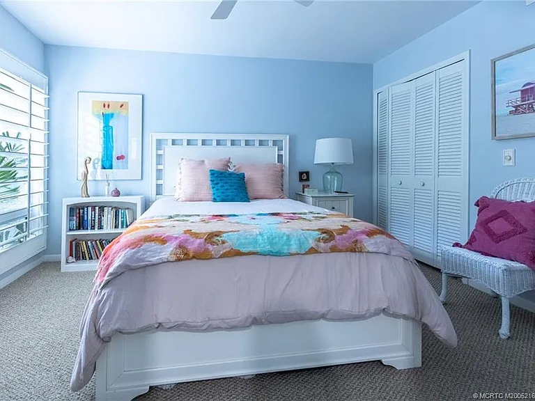 245 Macarthur Blvd #18 — Photo 4