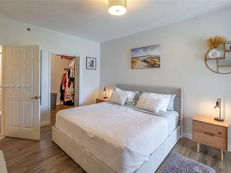 3255 NE 184th St #12206 — Photo 19