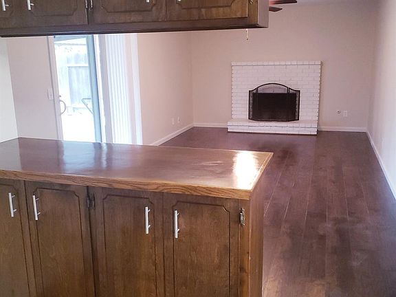 4th image of 6644 Eden Ave