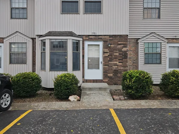 1703 SW Parkridge Dr #1703, Blue Springs, MO 64015