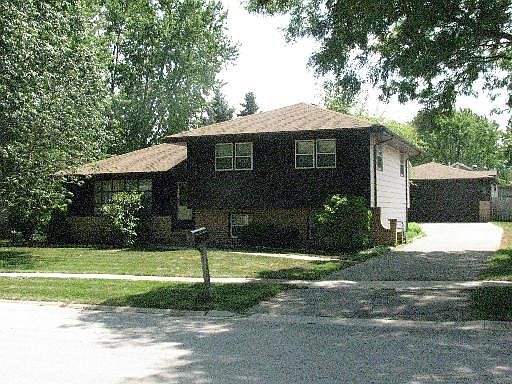 1st image of 901 Gerald Ave