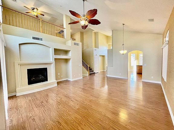 2nd image of 933 Scarlet Haze Ave