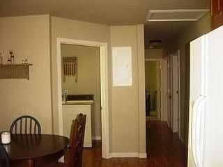 2nd image of 406 Lathrop St