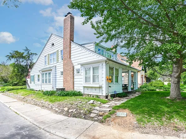1409 N Cole Ct, Peoria, IL 61606