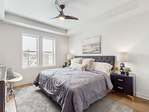 4th image of 4014-4016 N Bernard St #3N