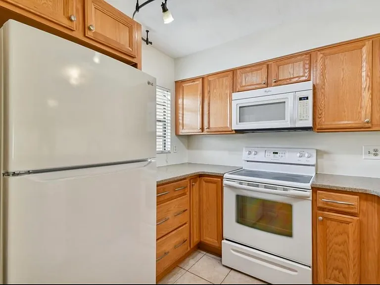 9209 Seminole Blvd #22 — Photo 14