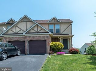 70 Eagle Dr, Ephrata, PA 17522
