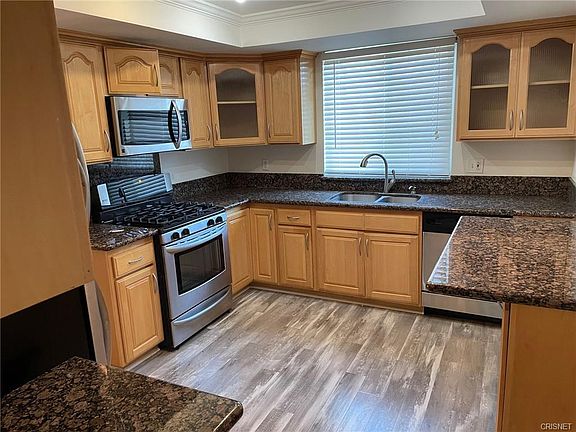 3rd image of 14034 Coteau Dr