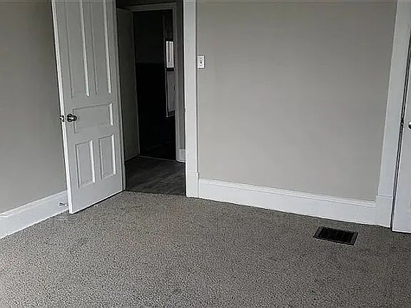 1st image of 860 Cowan Ave