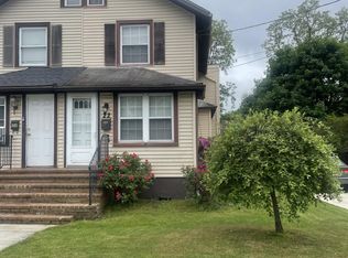 22 E 2nd Ave, Runnemede, NJ 08078