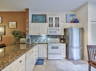 2423 NE 14th St, Pompano Beach, FL 33062