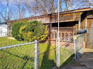 902 14th St NE, Paris, TX 75460