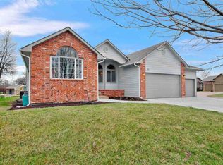 812 N Bristol Ct, Wichita, KS 67206