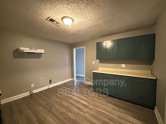5th image of 604 King Ave