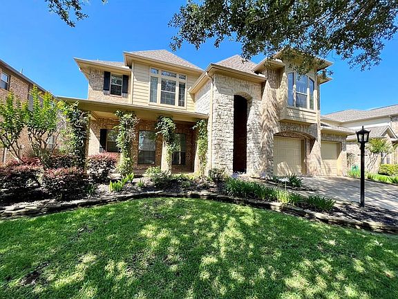 2nd image of 23118 San Salvador Pl