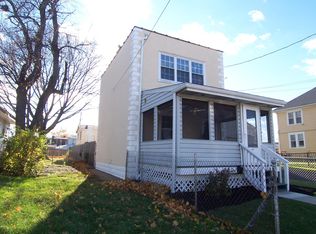 1562 Chichester Ave, Linwood, PA 19061