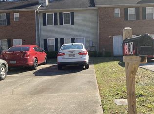 980 Hickory Bend Rd, Atlanta, GA 30349