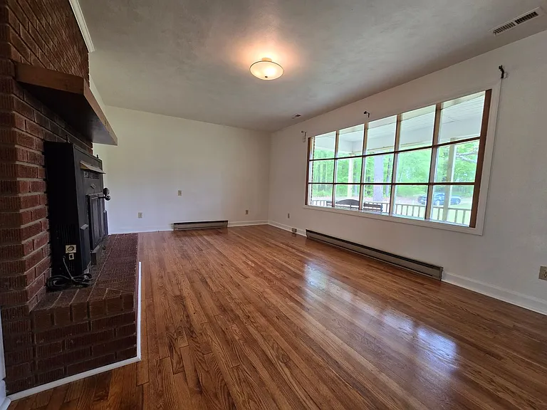 849 State Highway 561 W — Photo 3