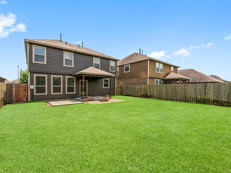 2590 Magnolia Fair Way — Photo 28