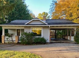 148 Oakville Rd, Beaver Falls, PA 15010