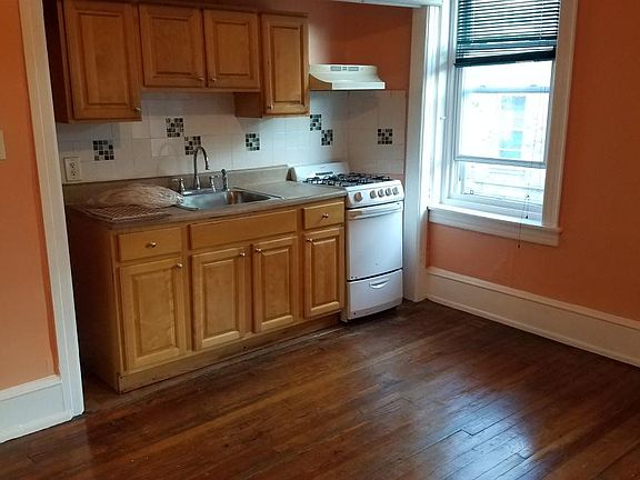 2nd image of 1216 S 51st St #3