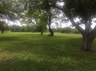 715 Old Refugio Rd, Victoria, TX 77905