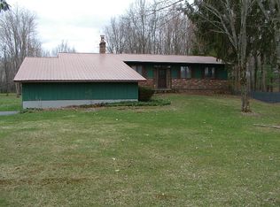49 Oneida River Rd, Pennellville, NY 13132