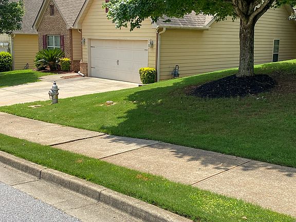 2nd image of 4746 Sweetwater Dr