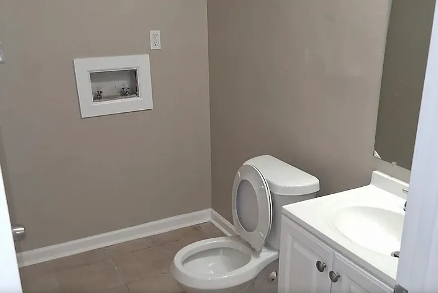 2 bed, 1.5 bath, 1000 sqft, $1,000 — Photo 3