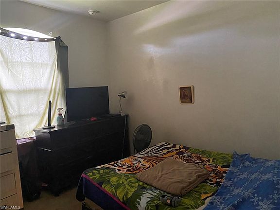 2nd image of 824 Alaska Ave