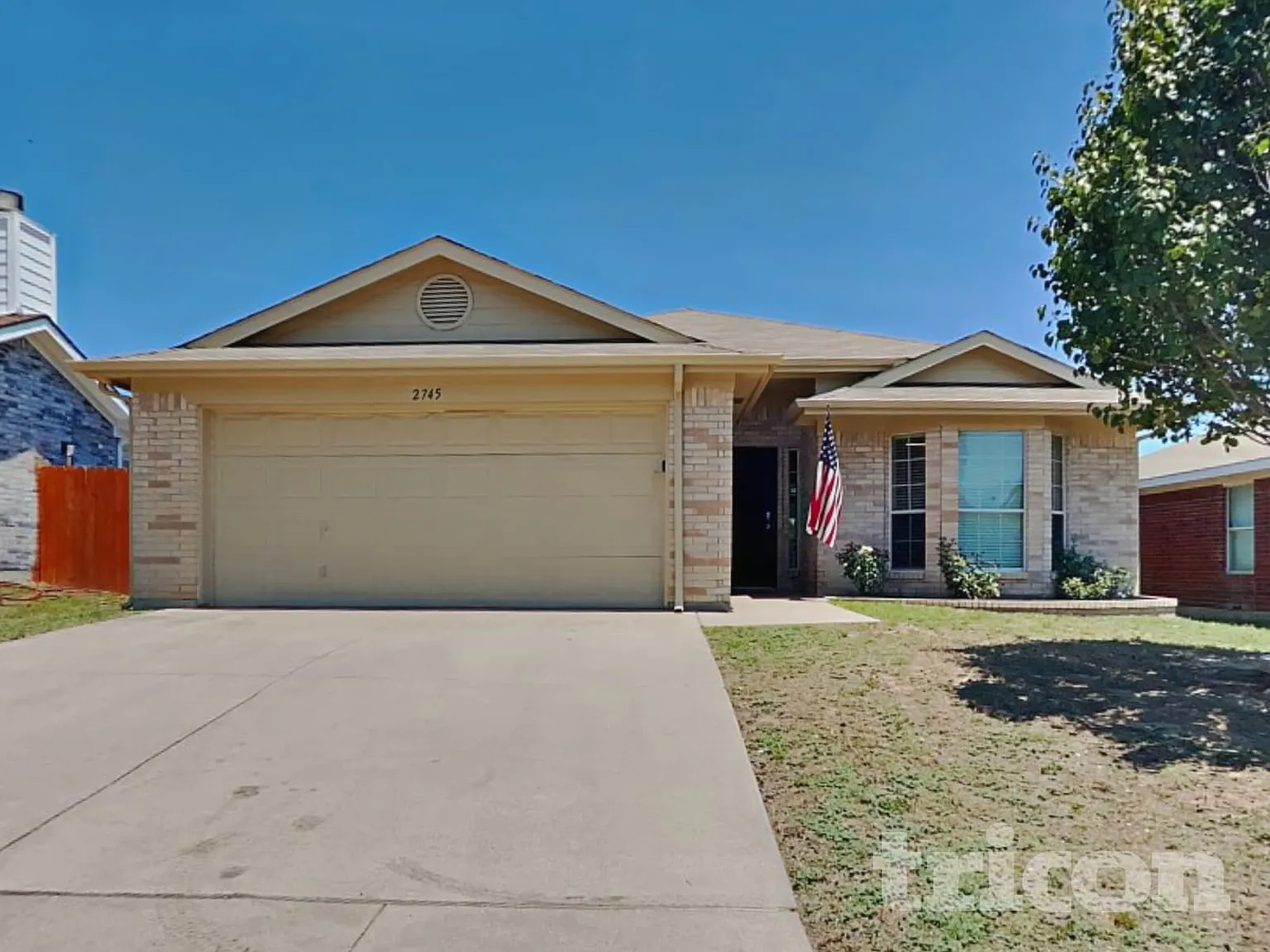 2745 Castro Lane Fort Worth TX — Photo 2