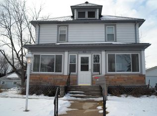 521 Caroline St, Janesville, WI 53545