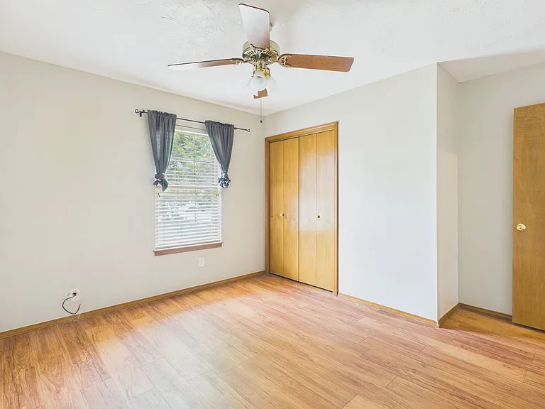 5822 Syracuse Dr — Photo 26