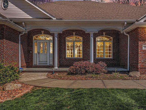 4th image of 411 Avian Cir N
