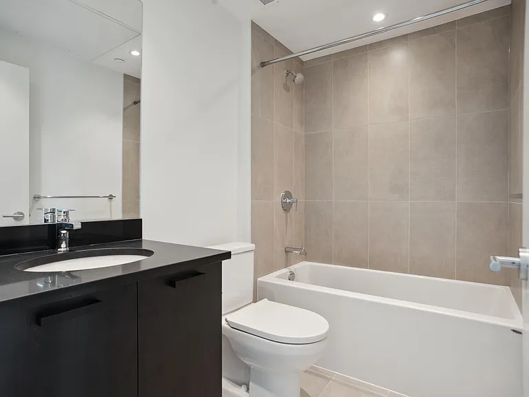 150 Braid St — Photo 128