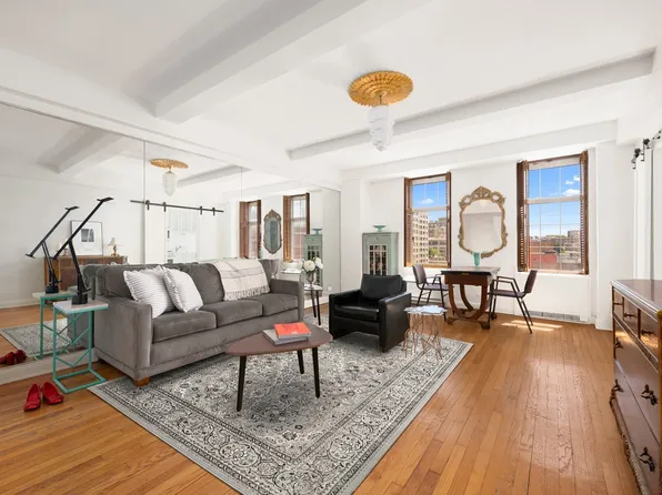 405 West 23rd Street image 1 of 13