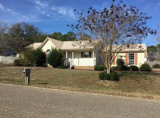 132 Villacrest Dr, Crestview, FL 32536