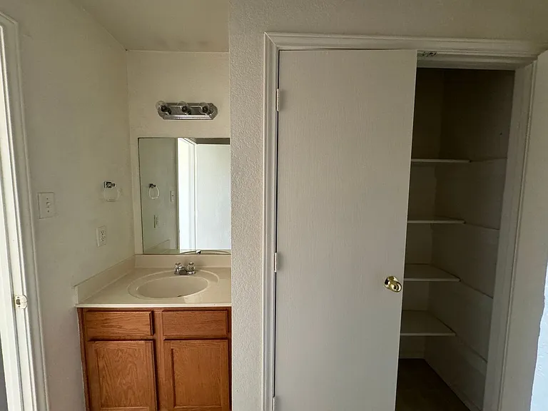 403 Creek — Photo 26
