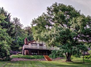 546 W Mohawk Dr, Malvern, OH 44644