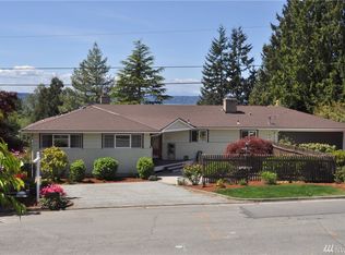 17825 4th Ave SW, Normandy Park, WA 98166