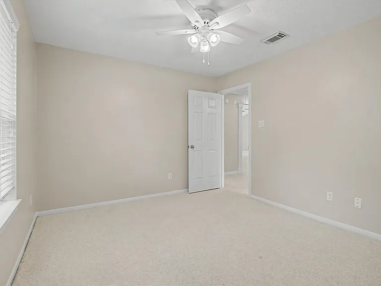 21702 Cayman Point Dr — Photo 31